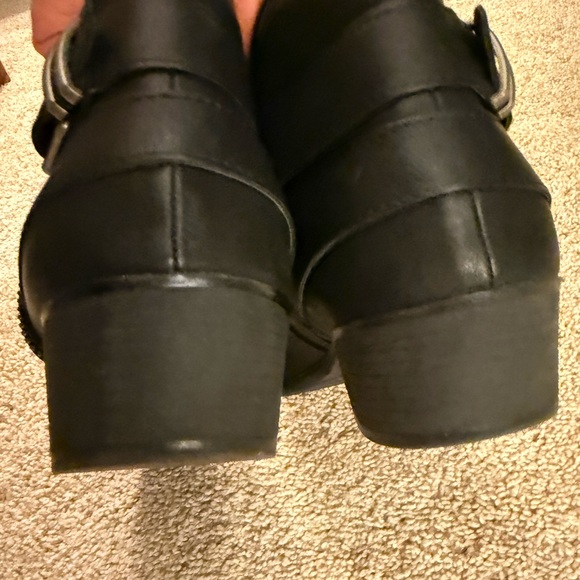 American Rag Boots - Picture 4 of 5